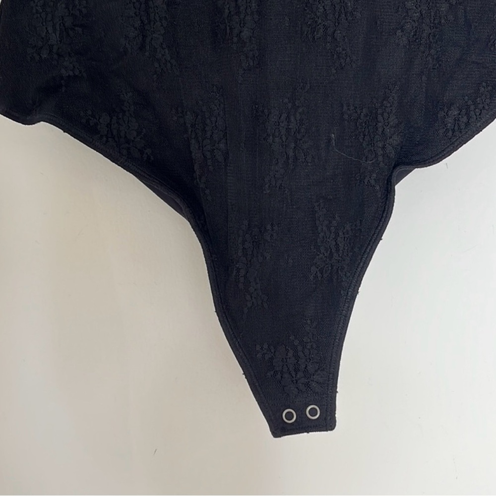 NWOT Abercrombie & Fitch Elegant Black Lace Bodysuit - Picture 4 of 6